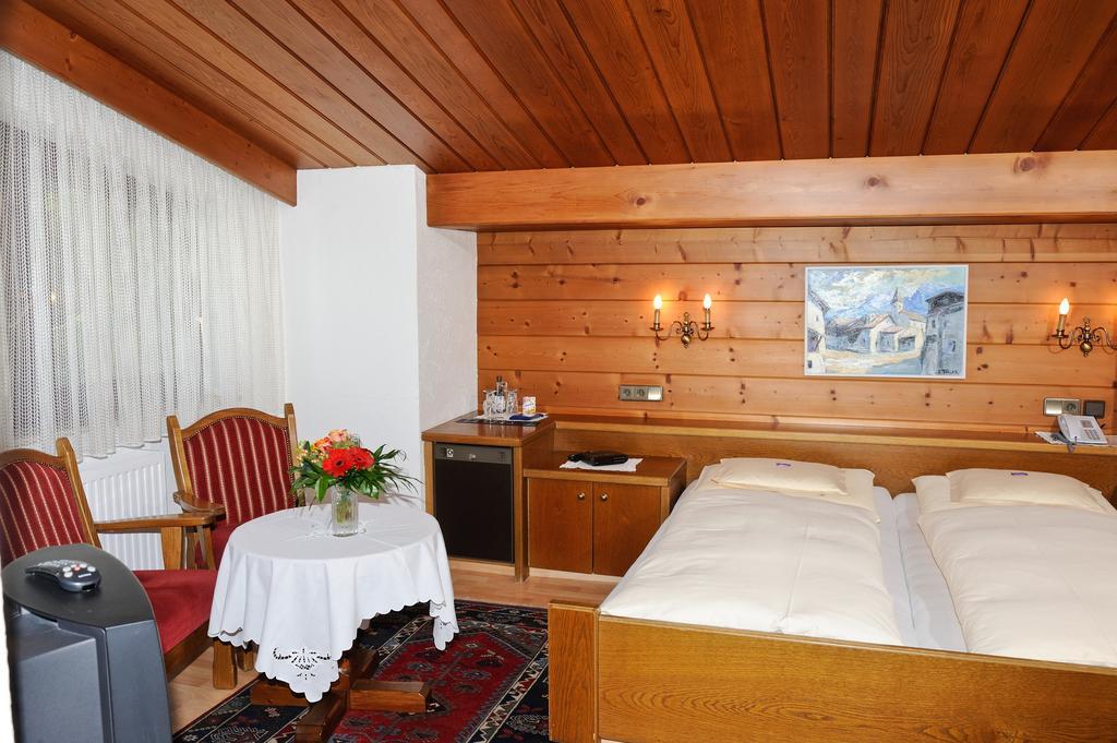 Hotel Helga Seefeld in Tirol Oda fotoğraf