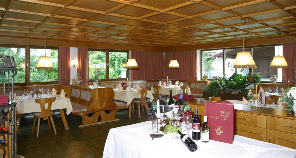 Hotel Helga Seefeld in Tirol Restoran fotoğraf